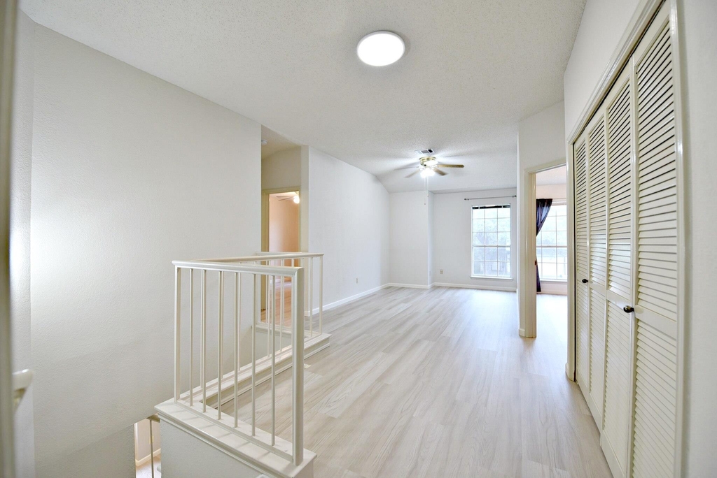 13329 Black Canyon Dr - Photo 9