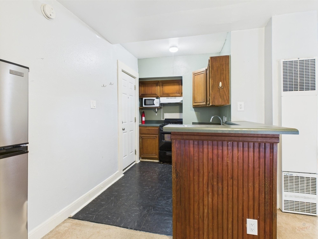 3006 Duval St - Photo 0