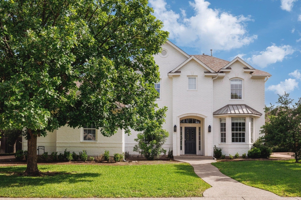 5512 Ballenton Ln - Photo 0