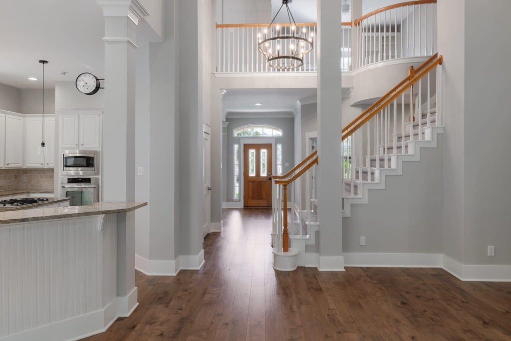 5512 Ballenton Ln - Photo 2