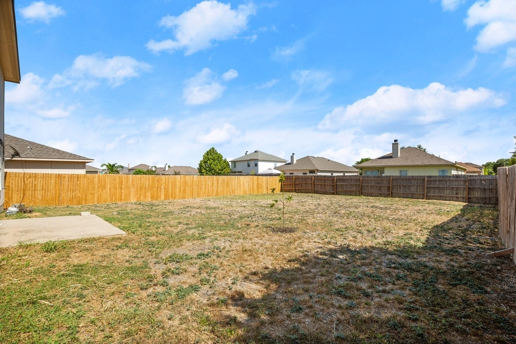 219 Brown St - Photo 21