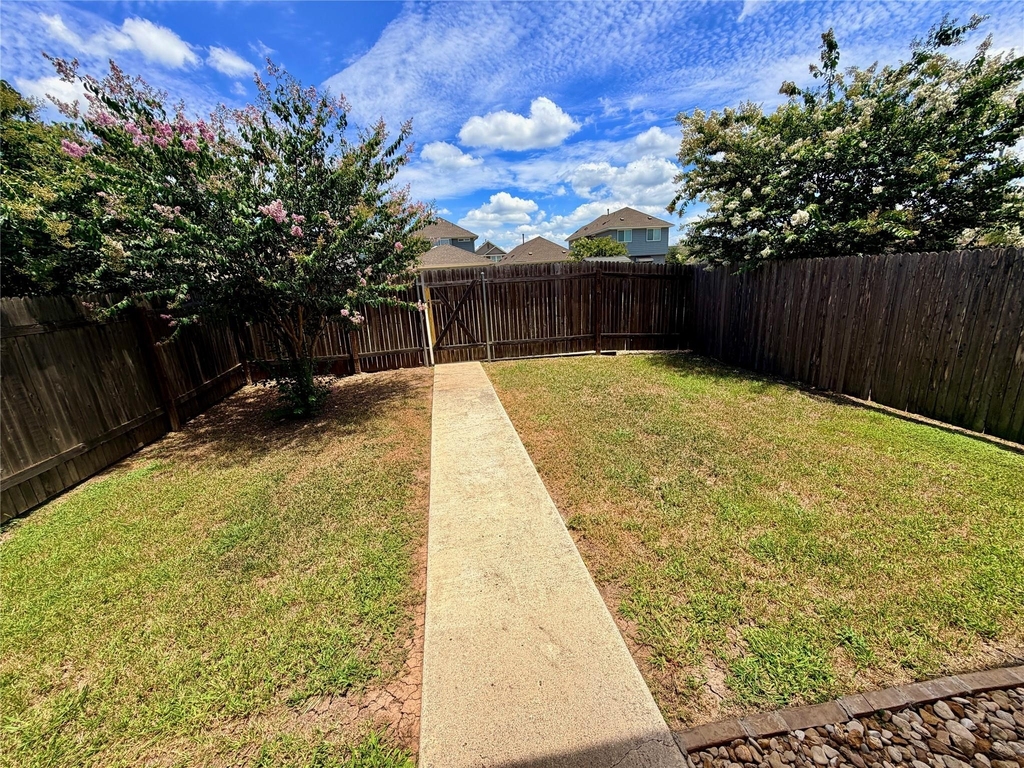 1010 Sand Post Pl - Photo 17