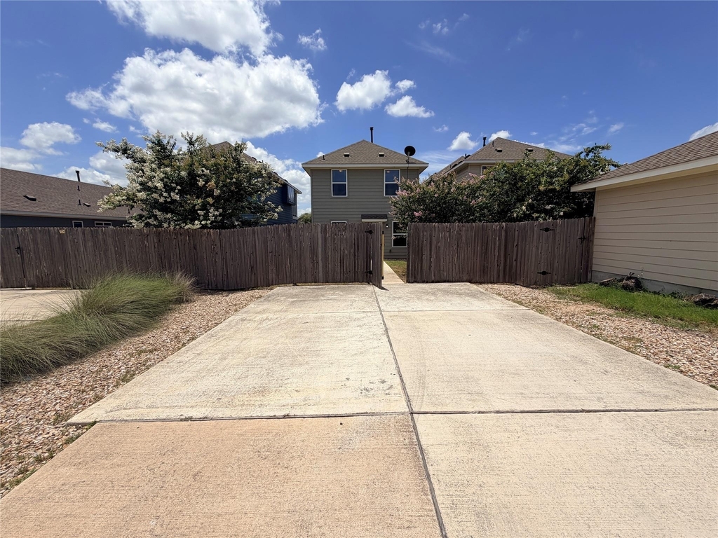 1010 Sand Post Pl - Photo 20