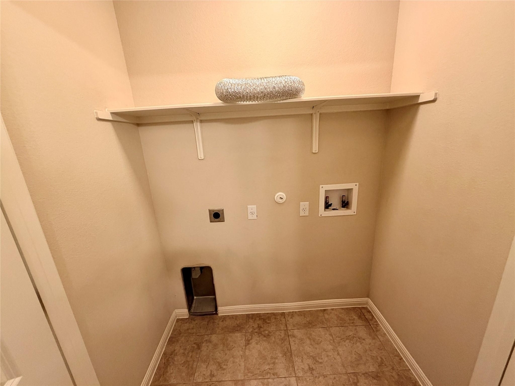 1010 Sand Post Pl - Photo 4