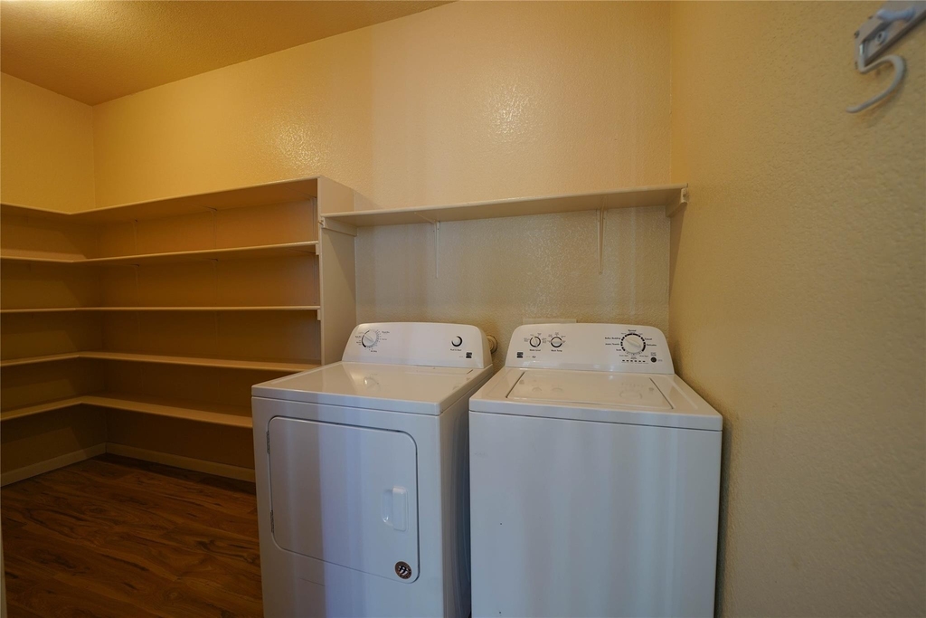 5520 Alomar Cv - Photo 13