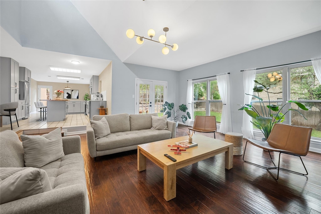 10511 Tweedsmuir Dr - Photo 12
