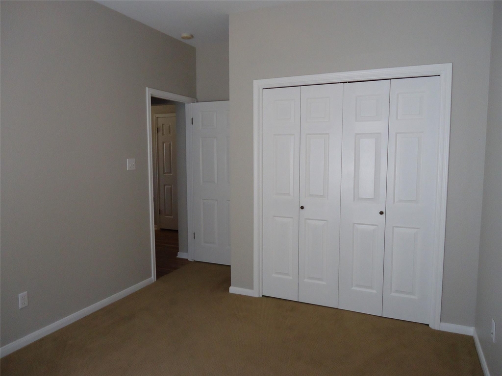 1404 Peachtree Valley Dr - Photo 10