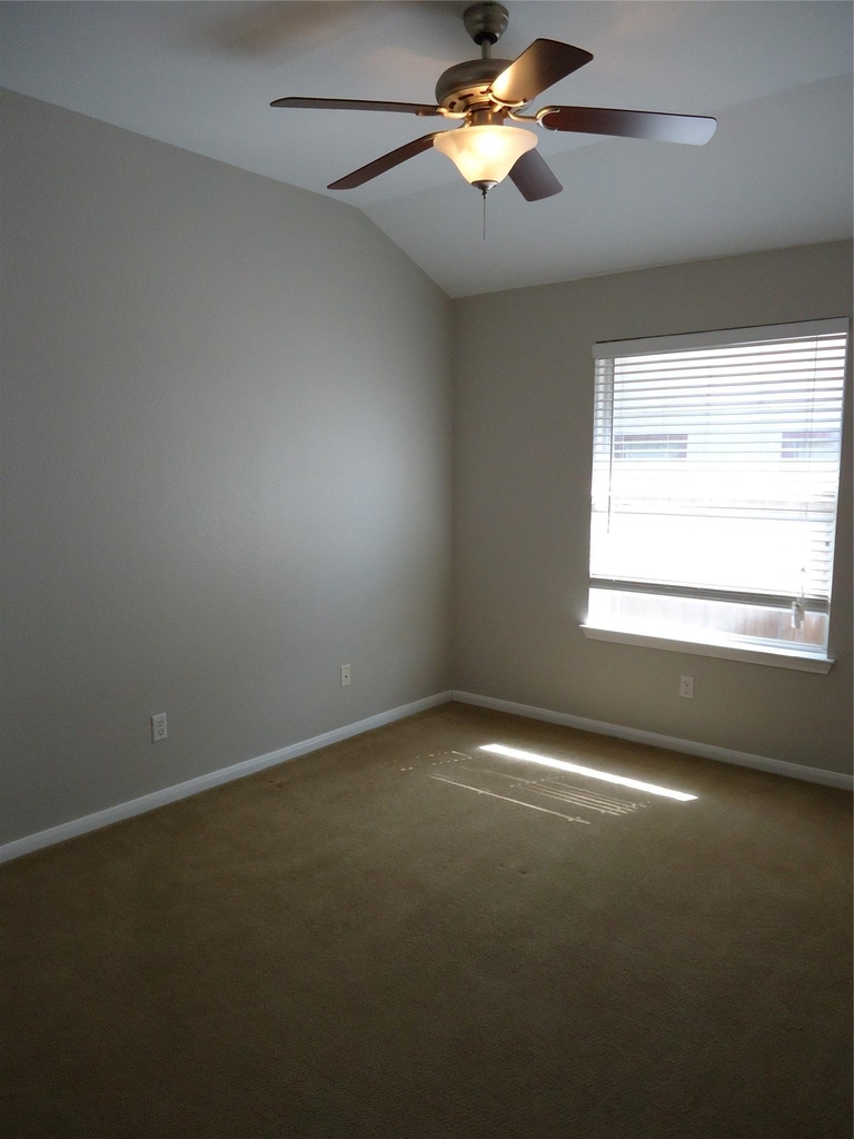 1404 Peachtree Valley Dr - Photo 11