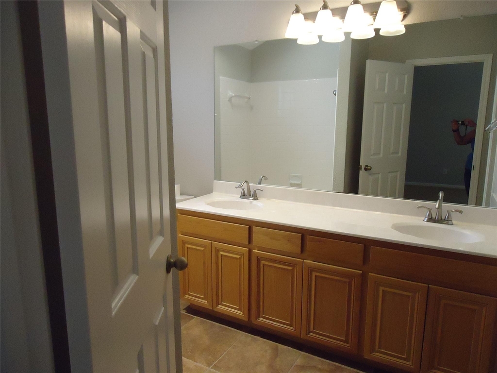 1404 Peachtree Valley Dr - Photo 12