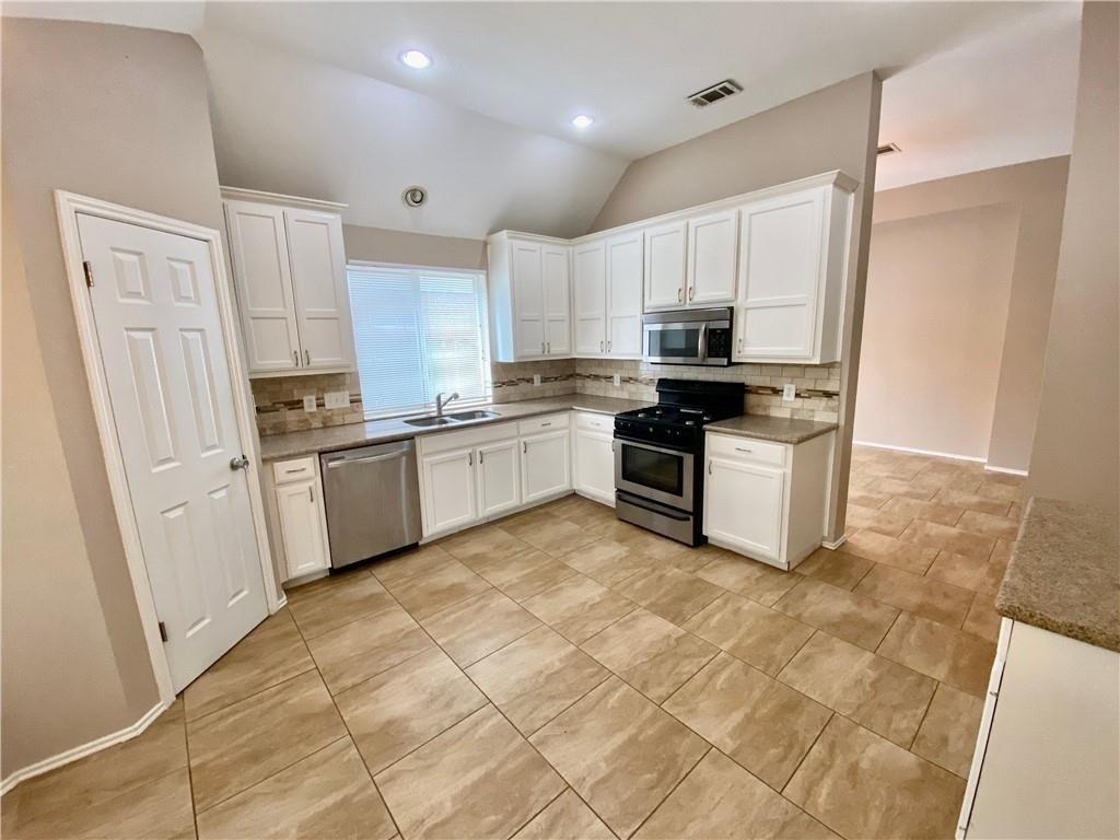 209 N Blue Ridge Pkwy - Photo 5