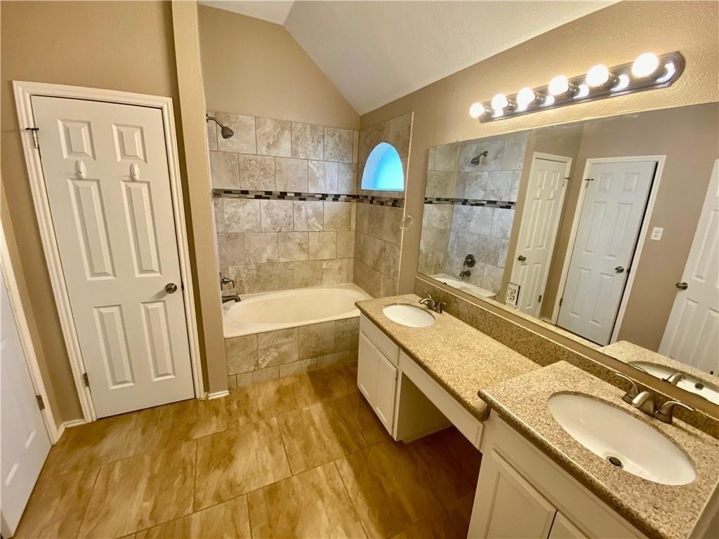 209 N Blue Ridge Pkwy - Photo 6