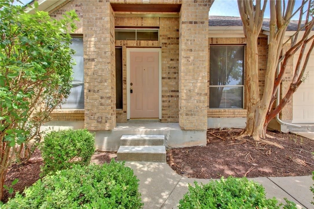3614 Birdhouse Dr - Photo 1