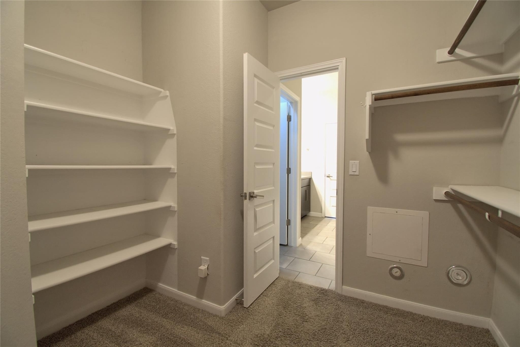504 Hummingbird Ln - Photo 16