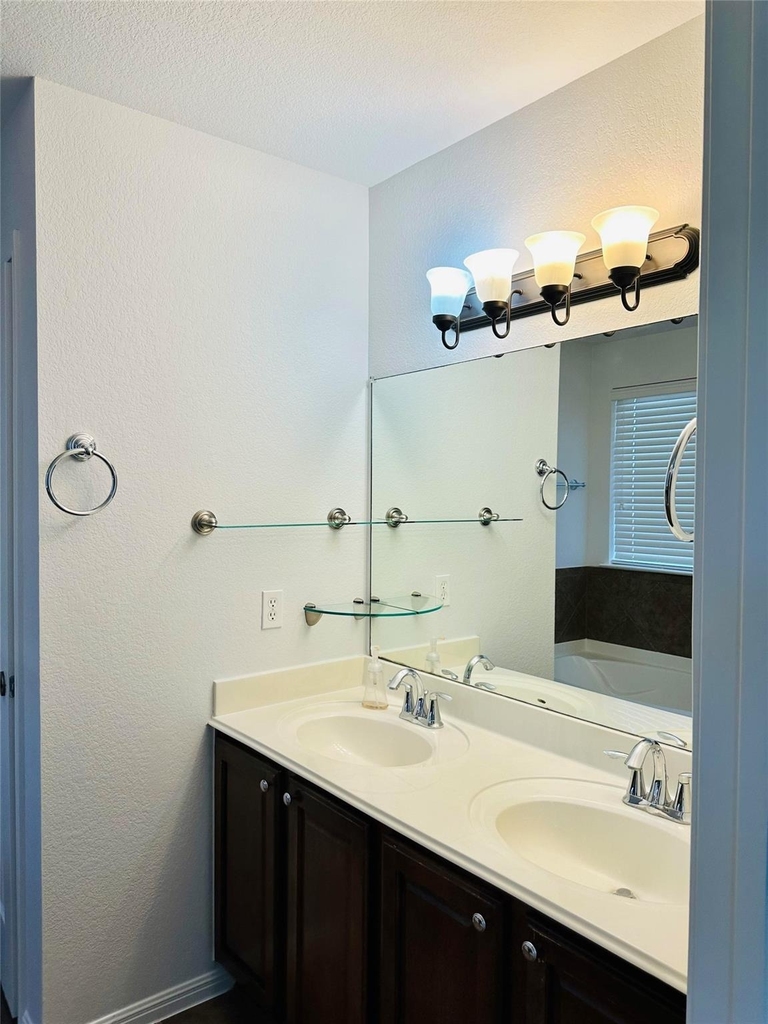 2800 Canyon Valley Run - Photo 27