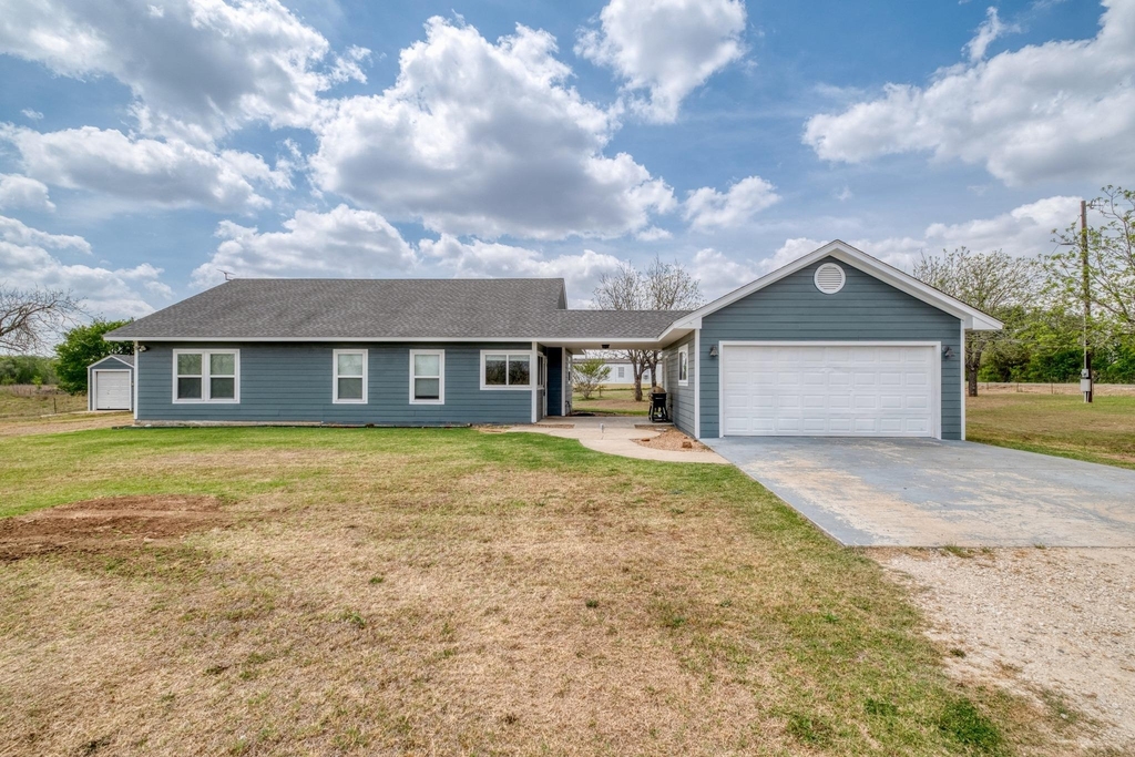 2950 County Road 484 Rd - Photo 0
