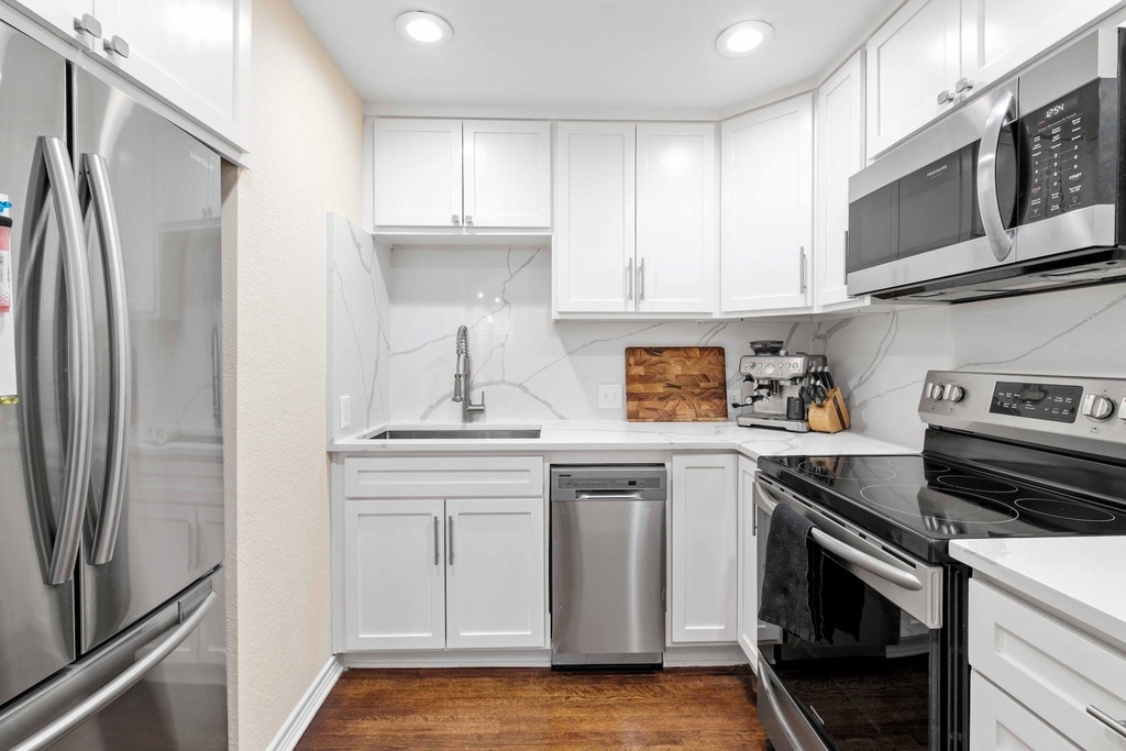 1500 Woodlawn Blvd - Photo 29