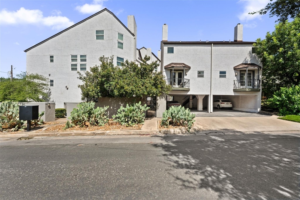 1500 Woodlawn Blvd - Photo 24