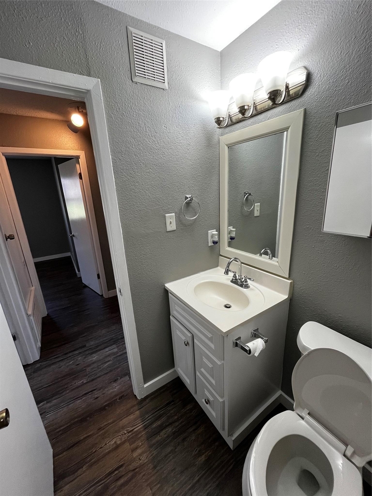2306 Cedrick Cv - Photo 15