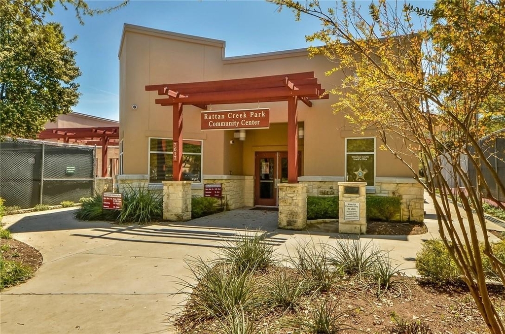 13460 Athens Trl - Photo 13