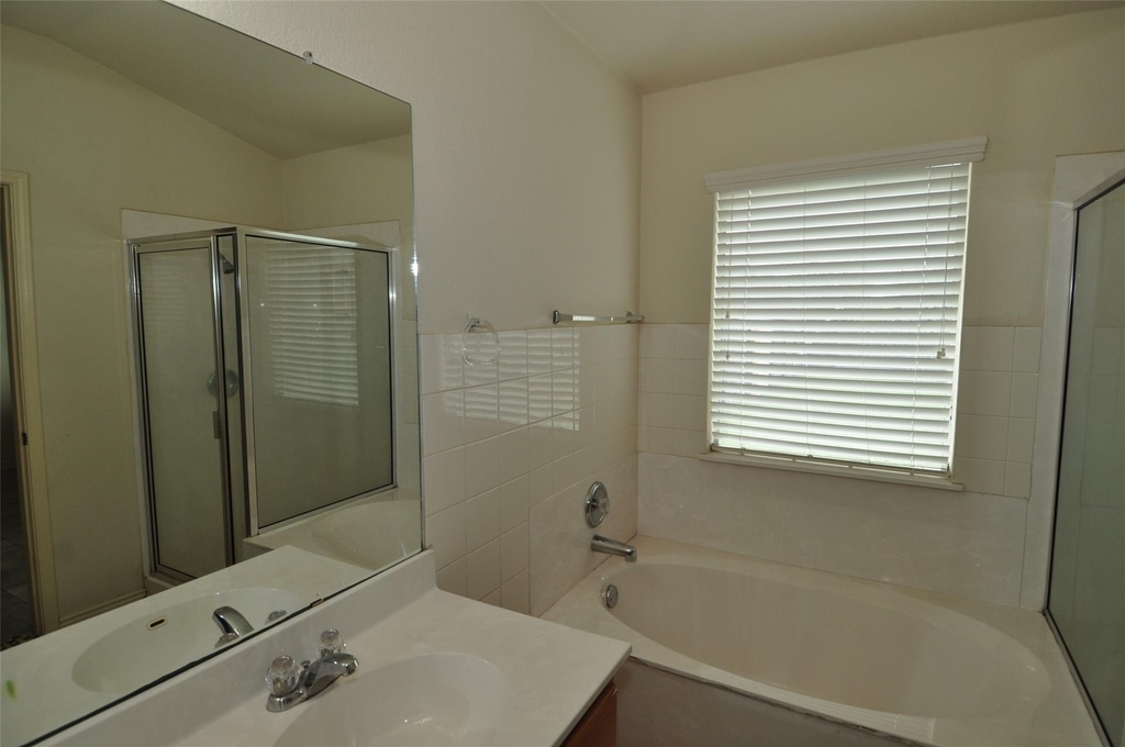 1409 Tea Leaf Dr - Photo 11
