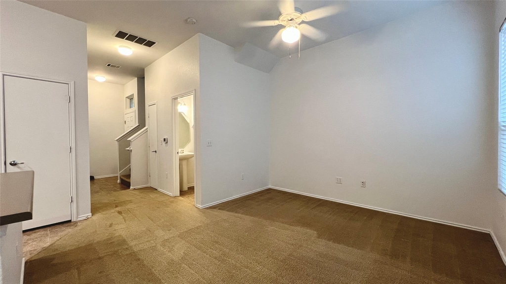 4112 Mattie St - Photo 4