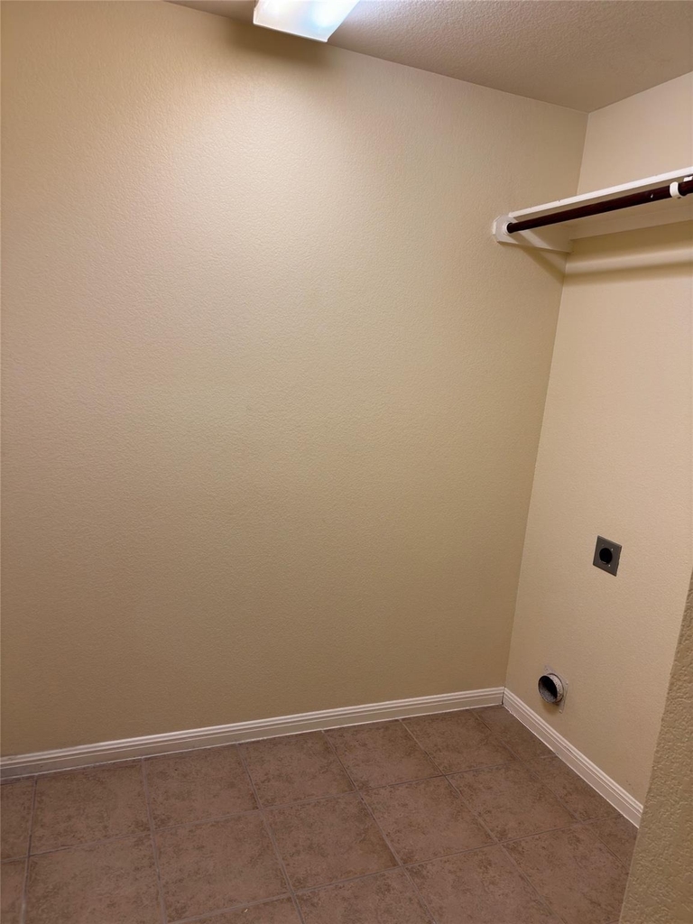 15008 Fernhill Dr - Photo 17