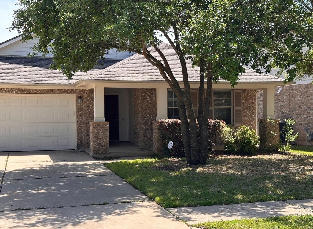 15008 Fernhill Dr - Photo 1