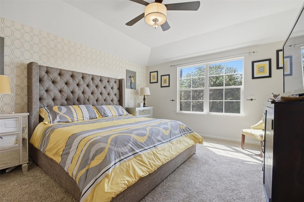 2106 Stonehaven - Photo 25