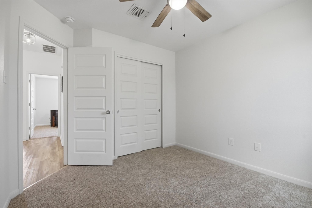 2106 Stonehaven - Photo 22