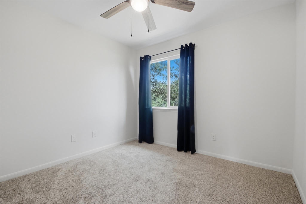 2106 Stonehaven - Photo 21