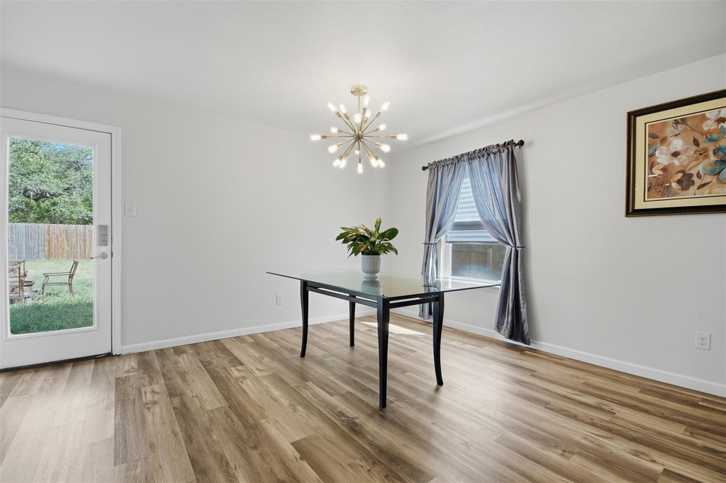 2106 Stonehaven - Photo 8