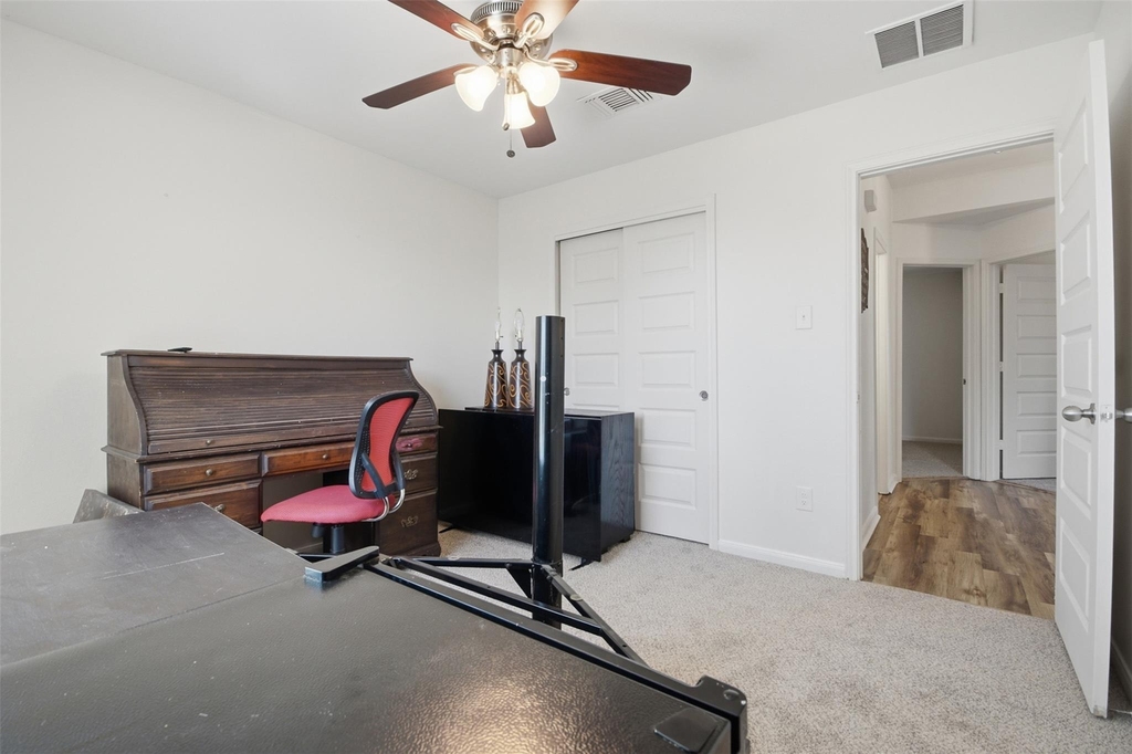 2106 Stonehaven - Photo 19
