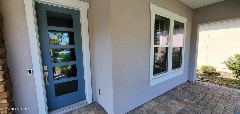 3173 Montilla Drive - Photo 2