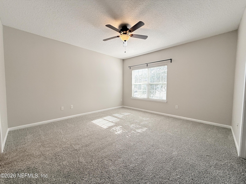12301 Kernan Forest Boulevard - Photo 18