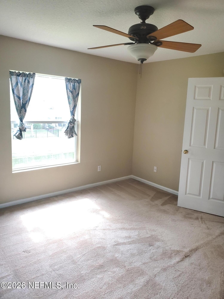 1625 Vineland Circle - Photo 17