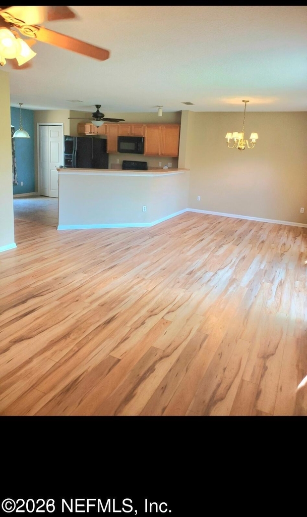 1625 Vineland Circle - Photo 4
