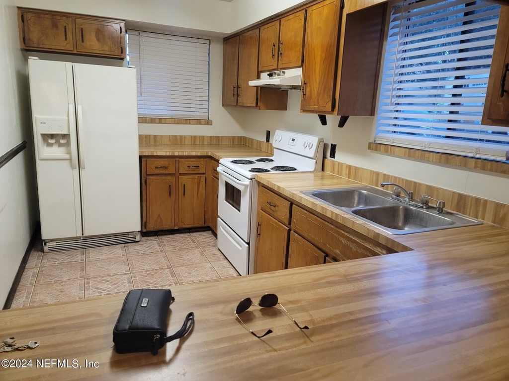 4346 Windergate Court - Photo 7