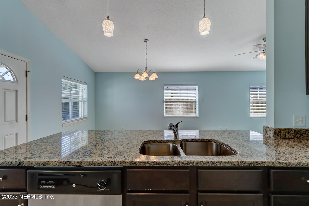2110 3rd Street - Photo 8