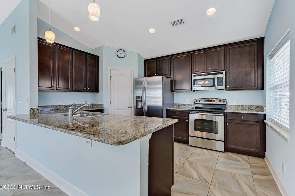 2110 3rd Street - Photo 12