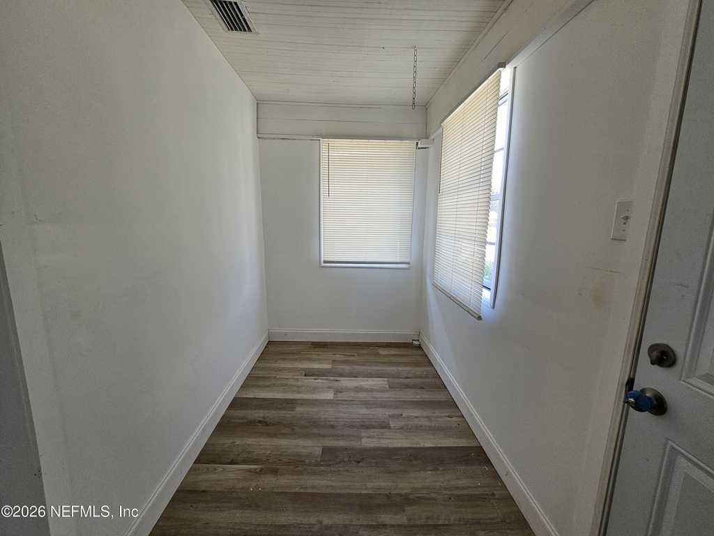 3920 N Davis Street - Photo 7