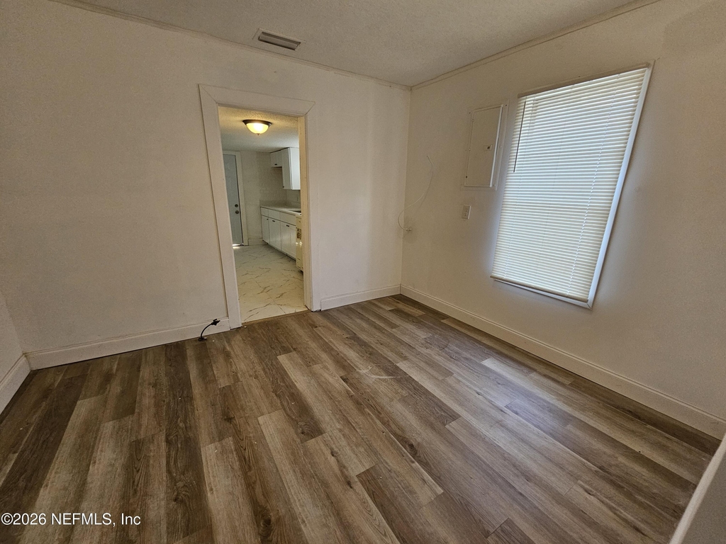 3920 N Davis Street - Photo 10
