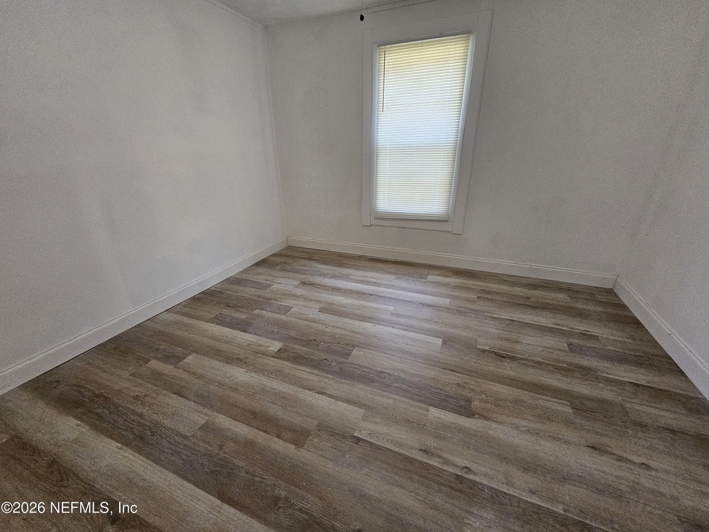 3920 N Davis Street - Photo 9