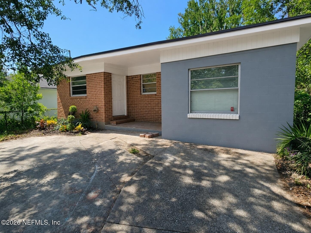 2269 Hartridge Street - Photo 0