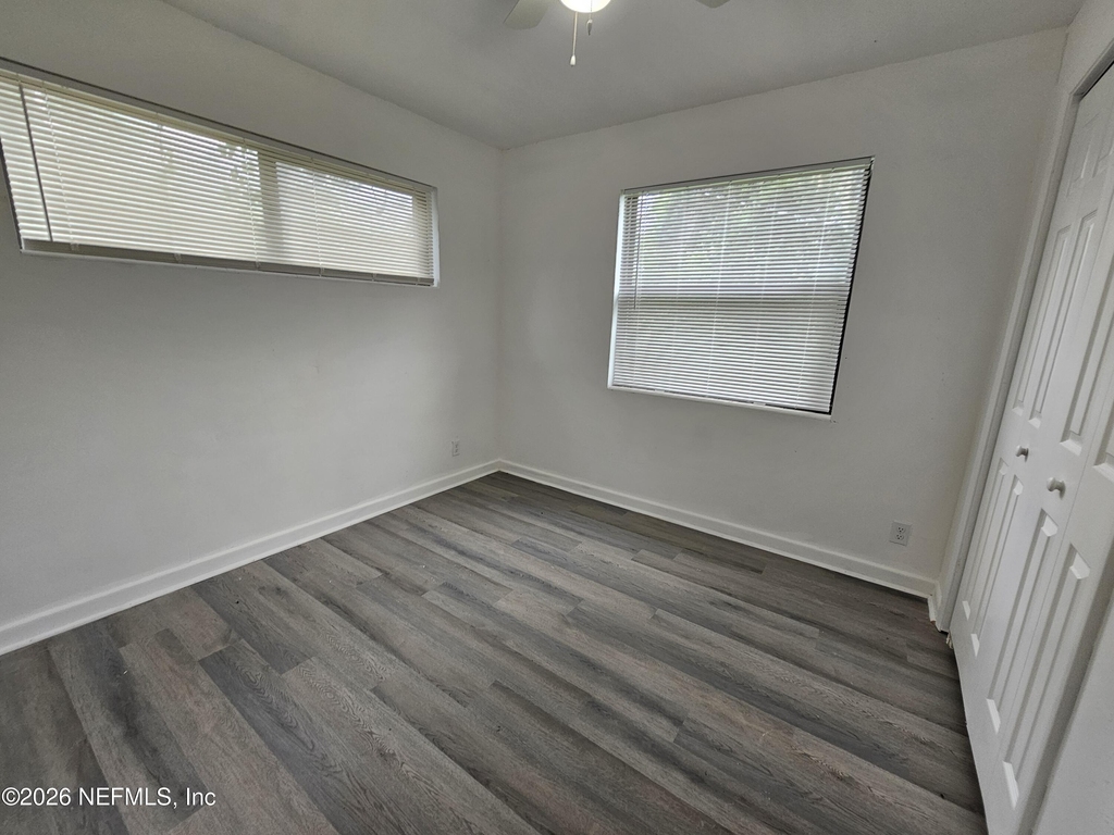 11226 Inez Drive - Photo 11