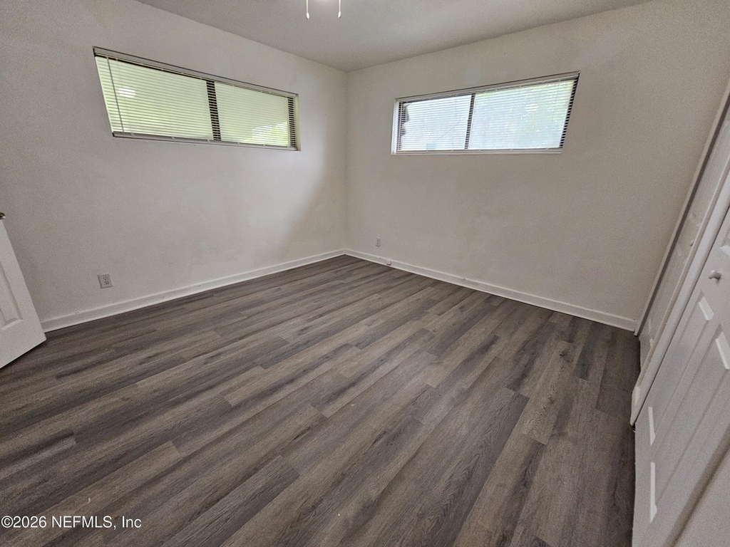 11226 Inez Drive - Photo 10