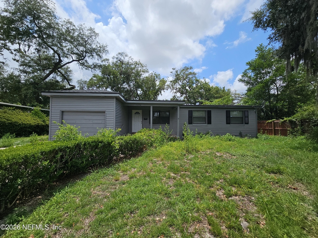 11226 Inez Drive - Photo 0