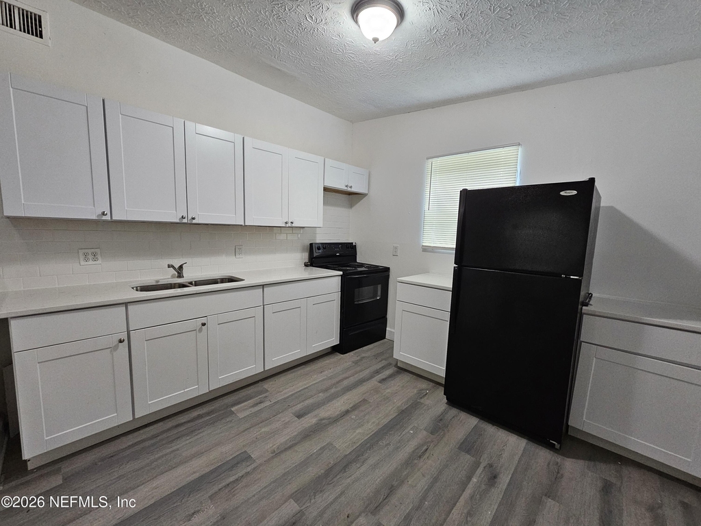 10228 Westmar Road - Photo 3