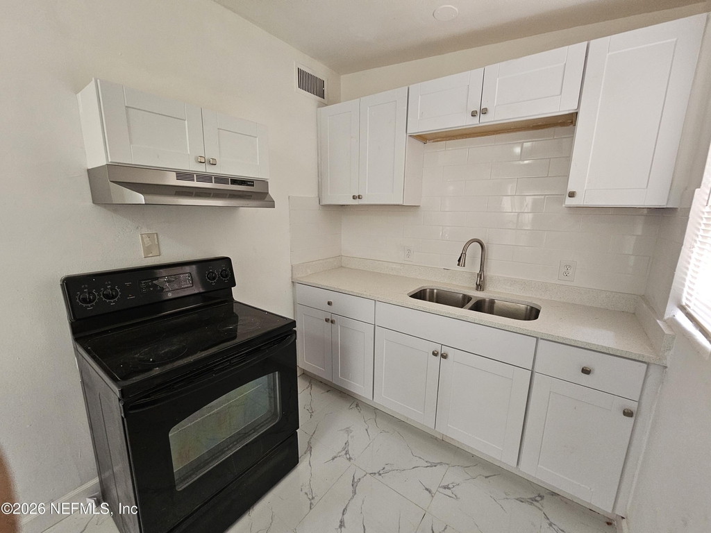 2736 Lippia Road - Photo 3
