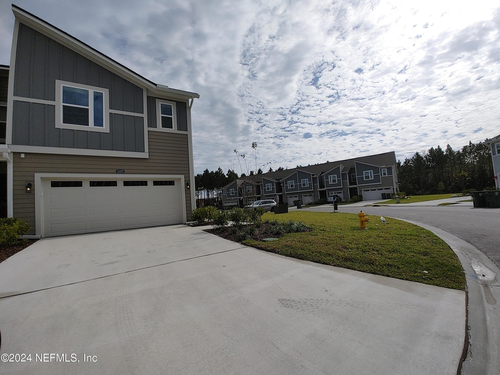 11253 Minnetta Court - Photo 3