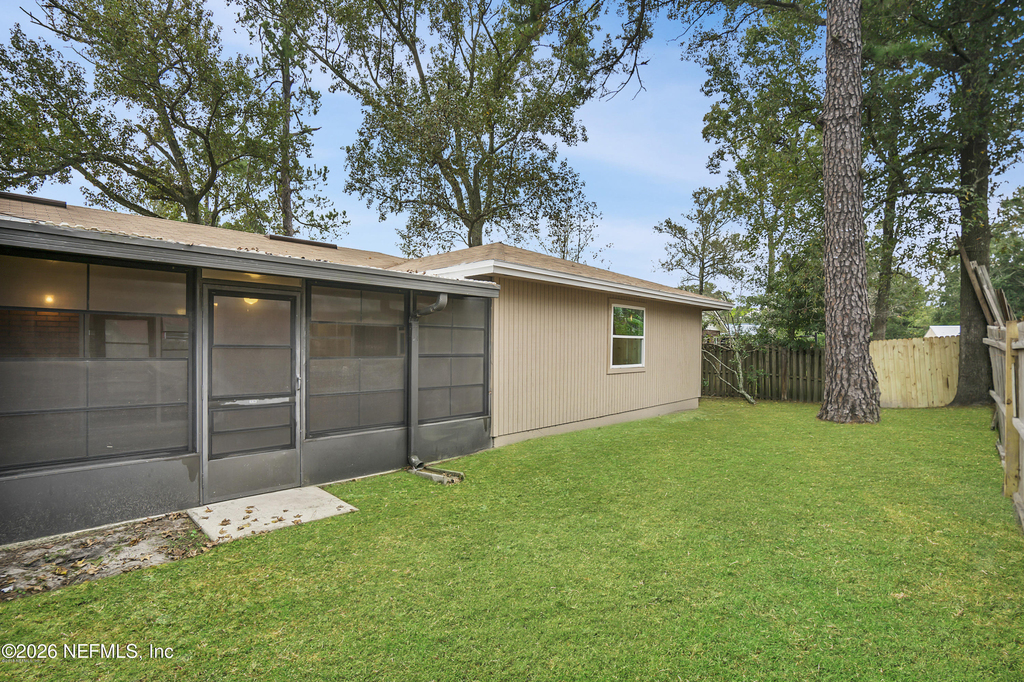 7804 Jolliet Drive - Photo 8